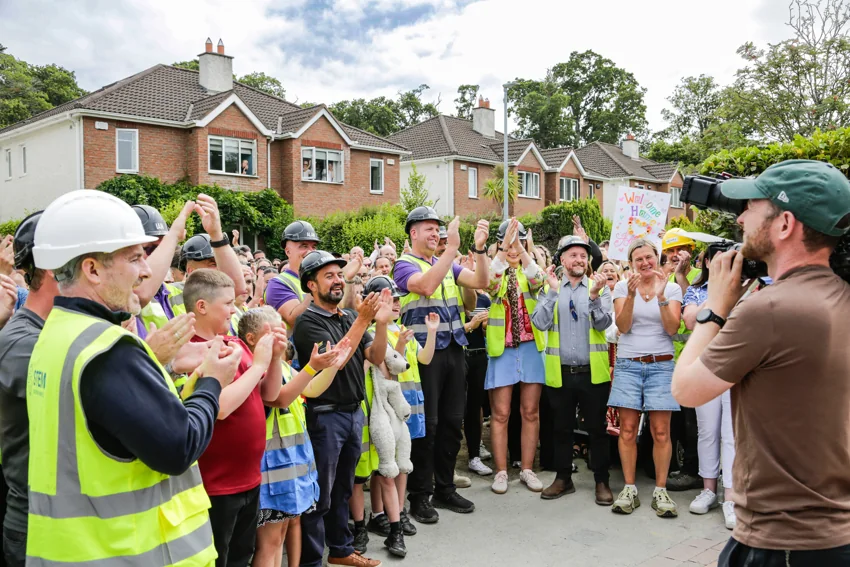 Volunteers and the DIY SOS team at the Bray reveal