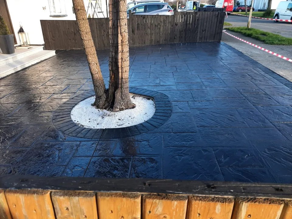 CG Groundworks Ltd imprinted concrete & driveways – project photograph 2