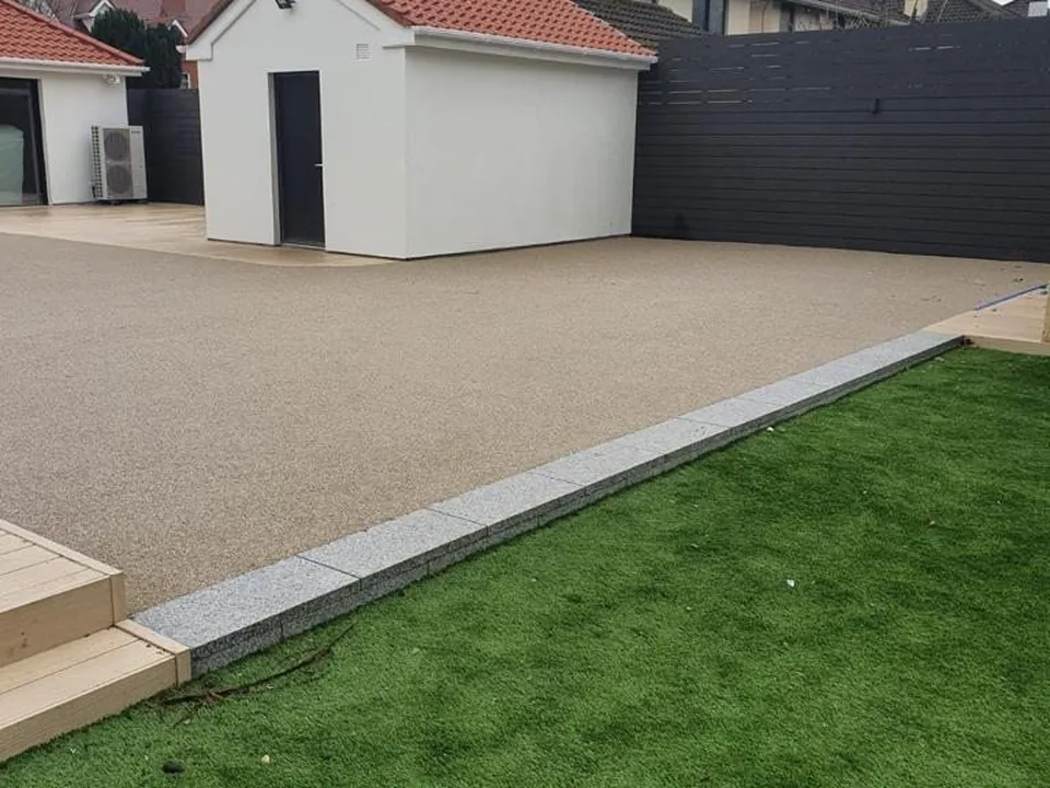 Designer Gardens & Driveways resin driveways & surfacing – project photograph 16