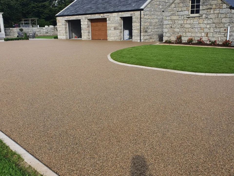 Designer Gardens & Driveways resin driveways & surfacing – project photograph 8