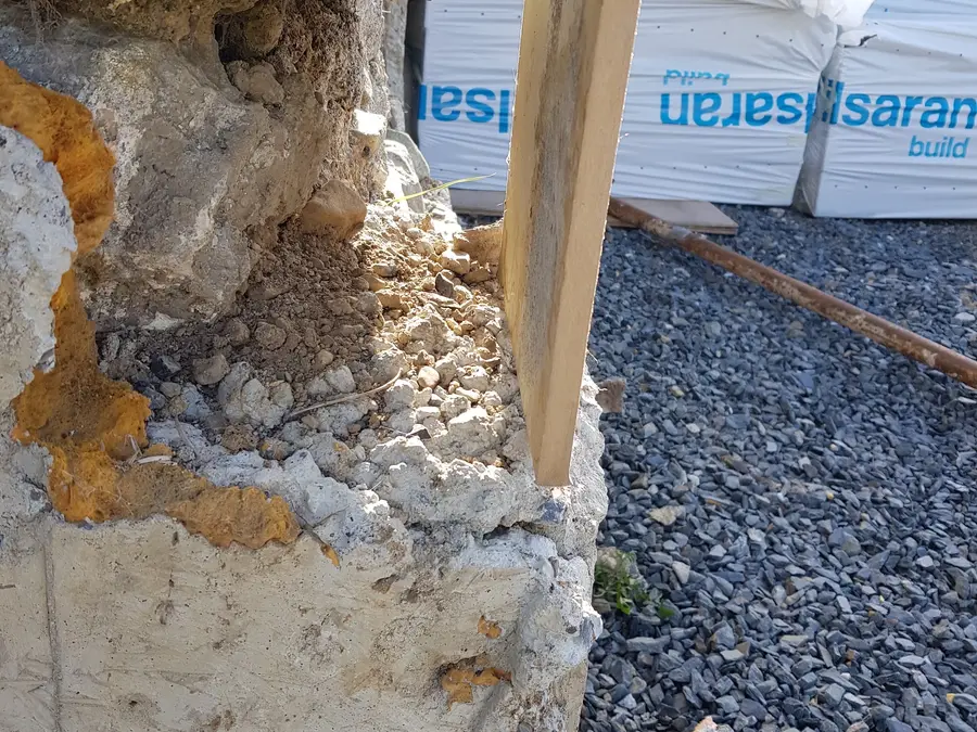 Stone wall and insulation detail