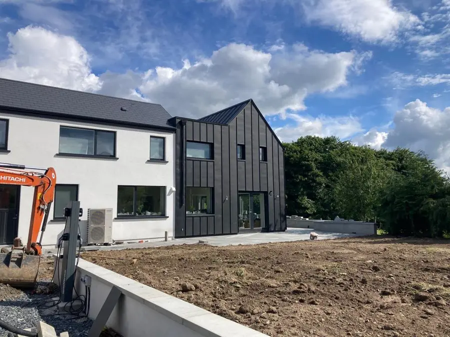 Completed contemporary home renovation and exterior works