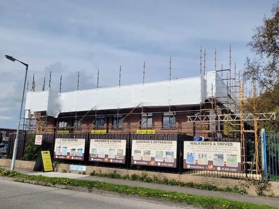 Irish Scaffolding Services wrapped scaffolding on a large project