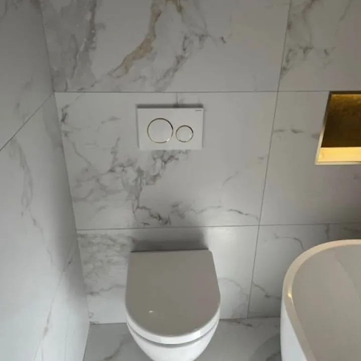 Bathroom plumbing installation by Kelly Plumbing & Heating