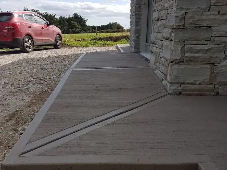 Finished concrete path and entrance by KR Construction and Groundworks