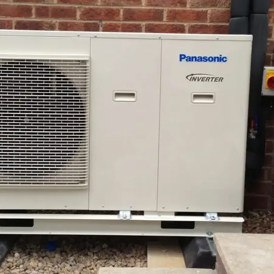 Air-to-water heat-pump installation