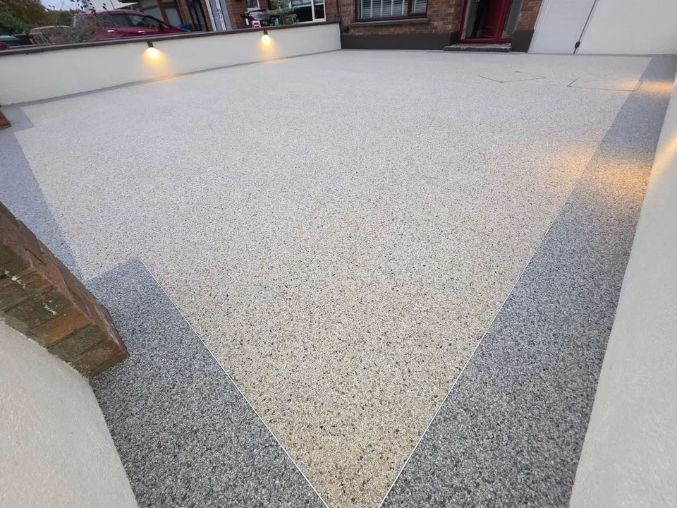 O'Keeffe Construction Ltd resin driveways & entrances – project photograph 1