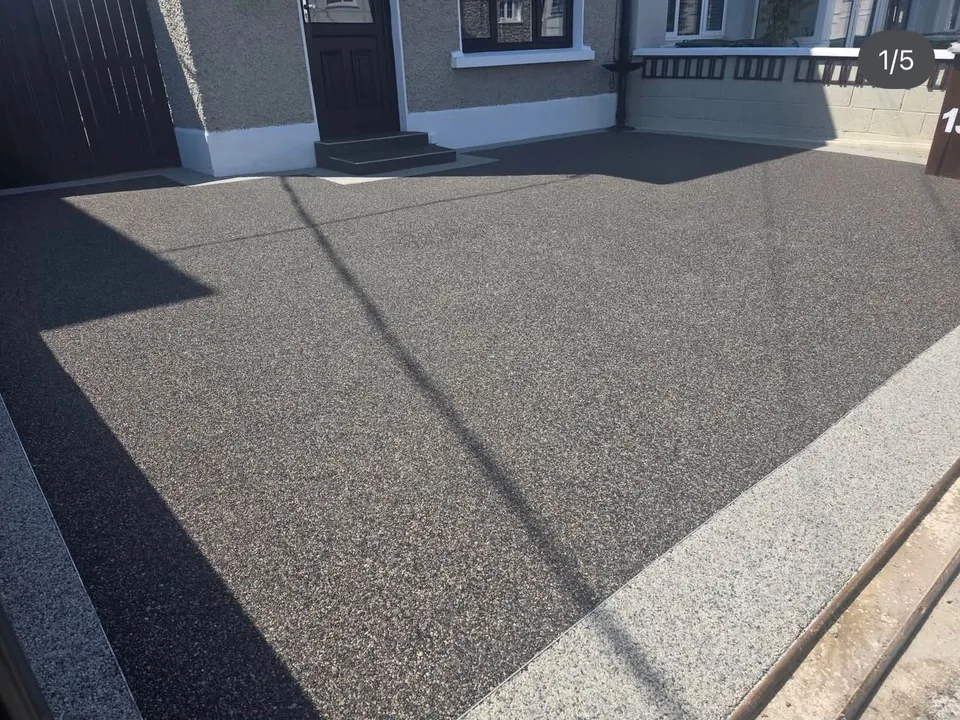 O'Keeffe Construction Ltd resin driveways & entrances – project photograph 4