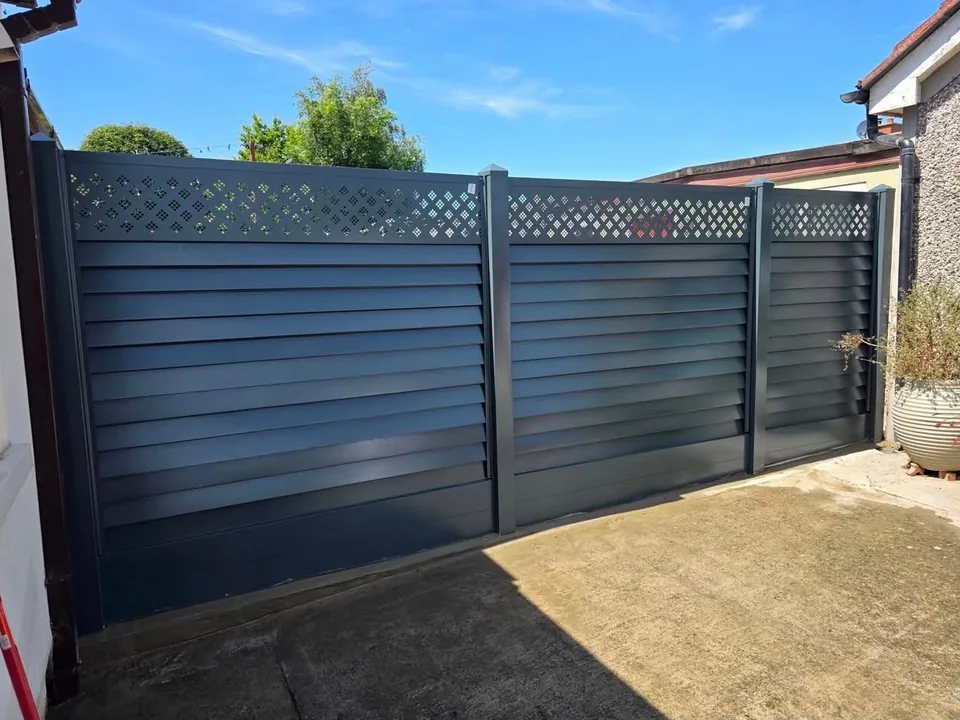O'Keeffe Construction Ltd fencing & boundary work – project photograph 5