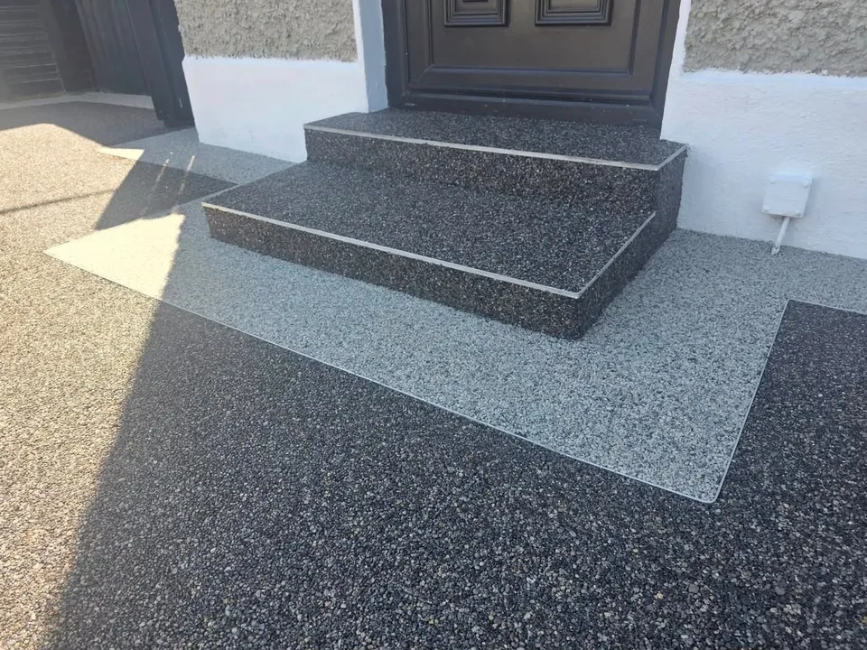 O'Keeffe Construction Ltd resin driveways & entrances – project photograph 7