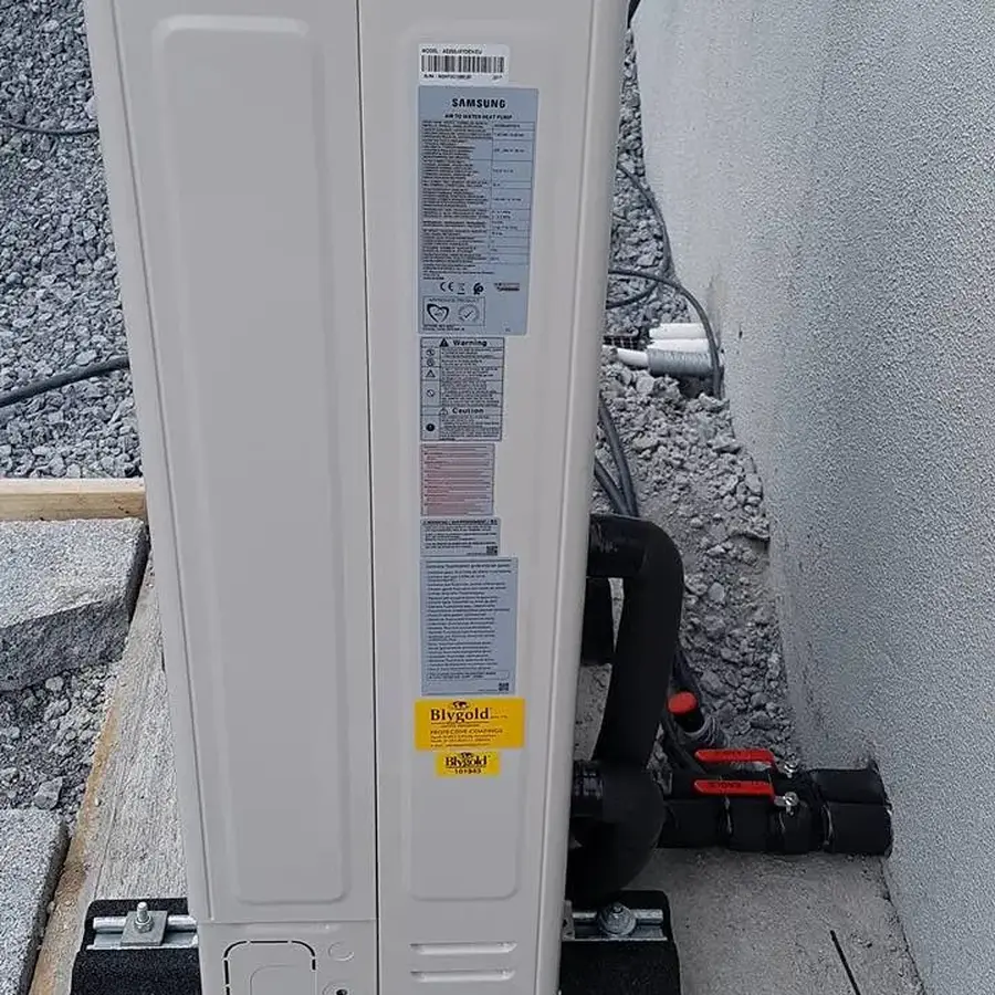 Outdoor heat-pump equipment installation